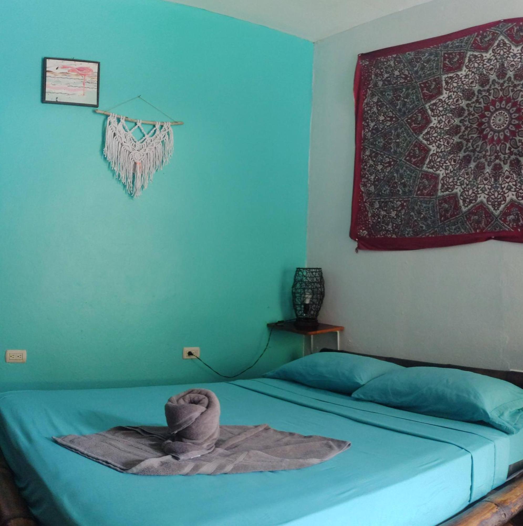 Cool Vibes Beach Hostel Dominical Exterior foto